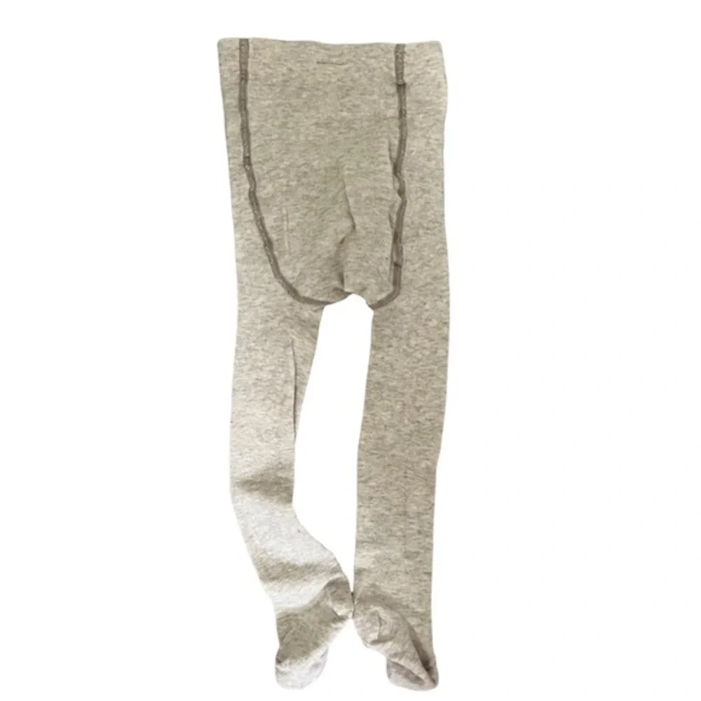 𝅺H&M|BABY girl beige tights- size 2-6 months